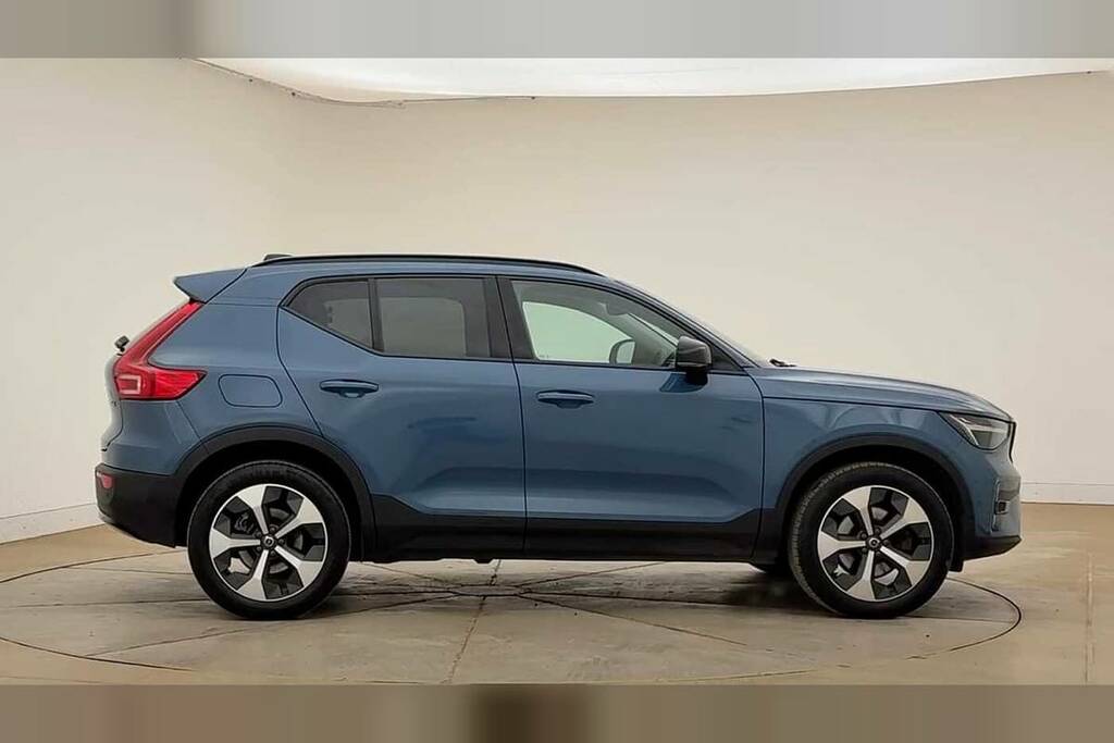 Volvo XC40 2.0 B4p Ultimate Dark Blue #2