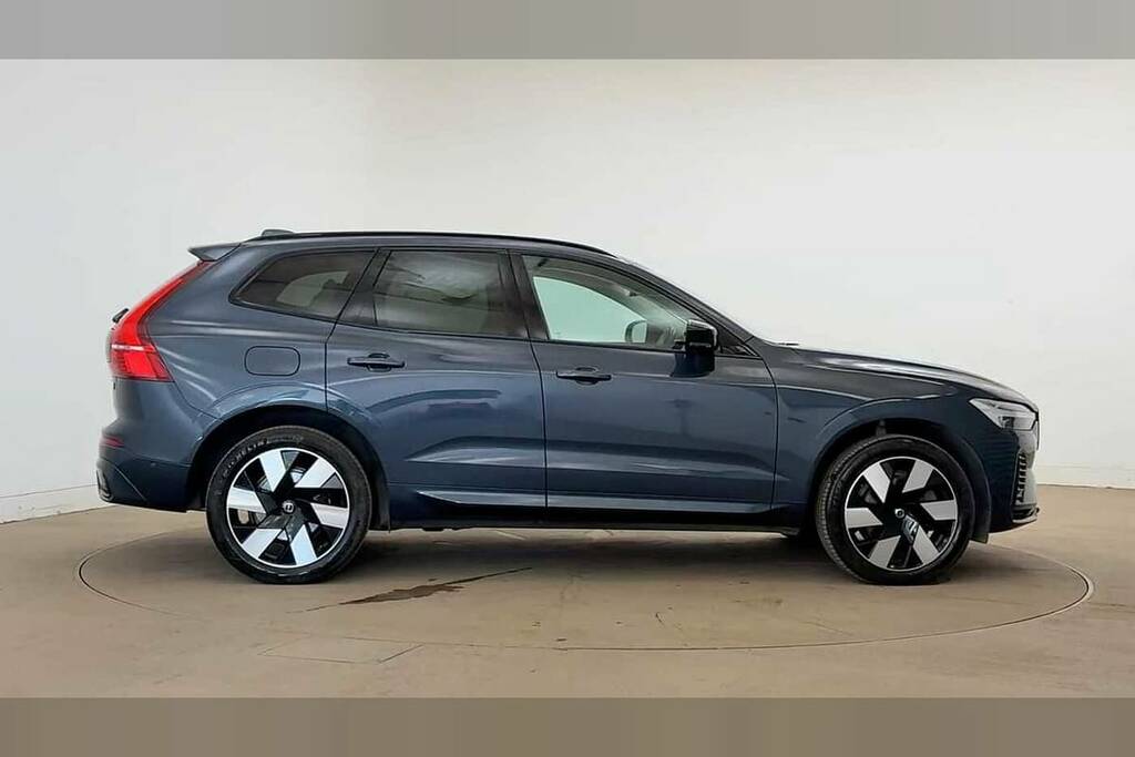 Volvo XC60 2.0 T8 455 Rc Phev Ultimate Dark Awd Gtron Blue #2