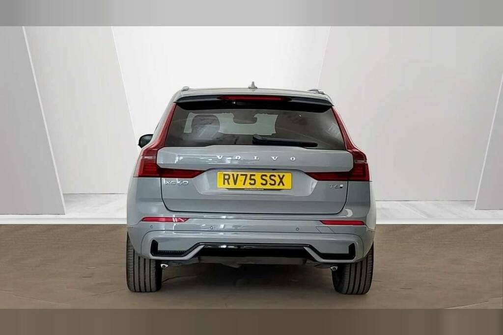 Volvo XC60 2.0 T6 350 Phev Plus Dark Awd Geartronic Grey #4