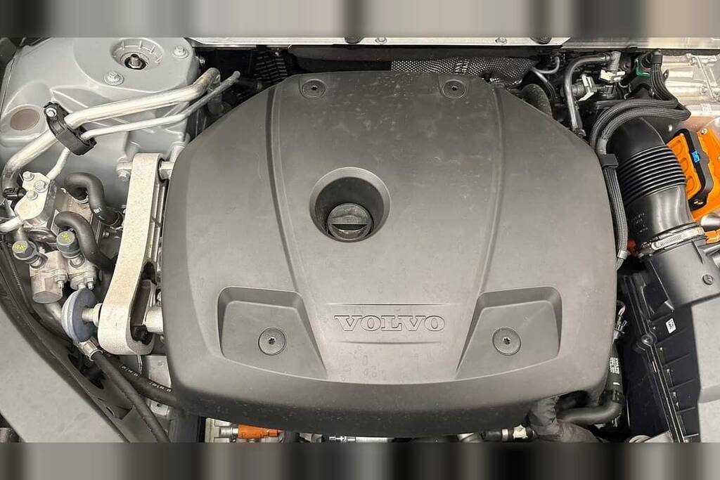 Volvo XC60 2.0 B5p Plus Black Edition Awd Geartronic Blue #14