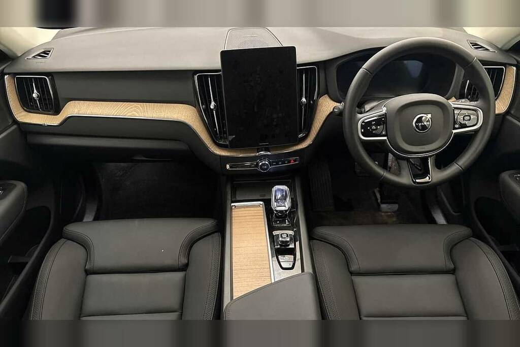 Volvo XC60 2.0 B5p Plus Black Edition Awd Geartronic Blue #10