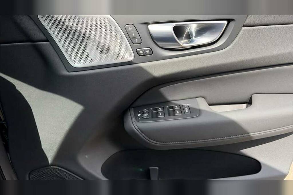 Volvo XC60 B5 P Awd Ultra Dark Polestar Optimisation, Pano #19