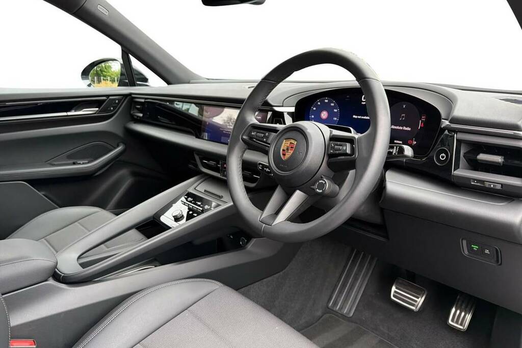 Porsche Macan 380Kw 4S 100Kwh Black #4