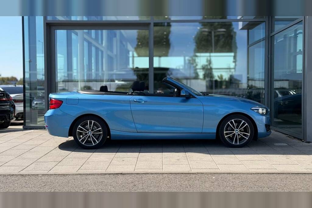 BMW 2 Series 218I Sport Nav Step Blue