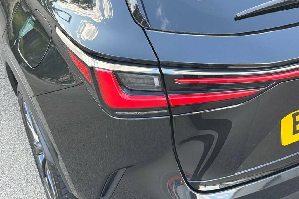 Lexus NX 2.5 350H Suv Hybrid E Cvt 4Wd Black #21