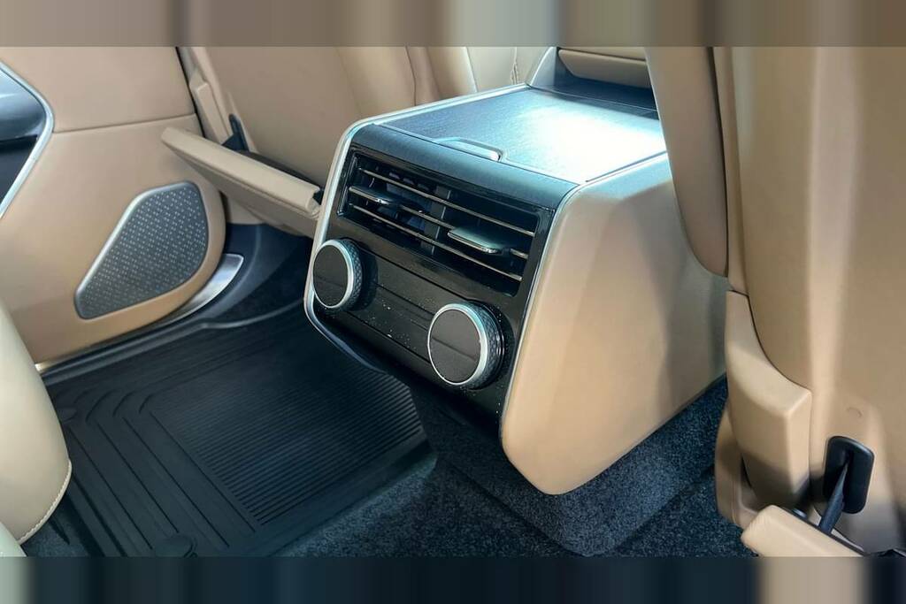 Land Rover Range Rover 1.5 P270e 2024 Grey #17