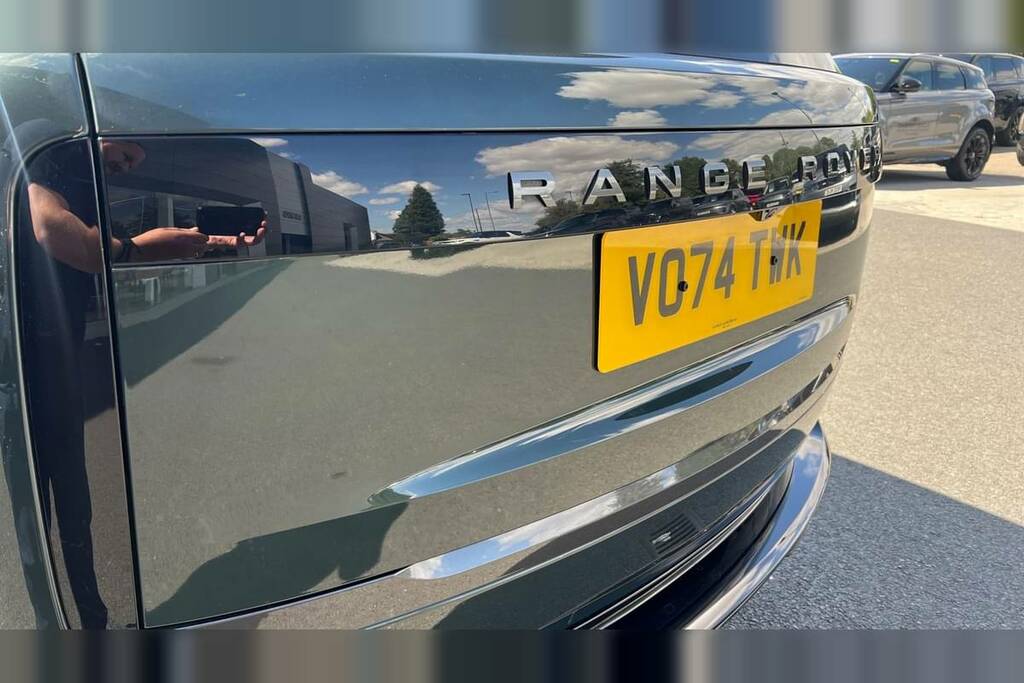 Land Rover Range Rover 1.5 P270e 2024 Grey #25