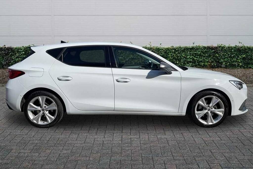Seat Leon 1.5 Etsi 150 Fr Dsg White #4