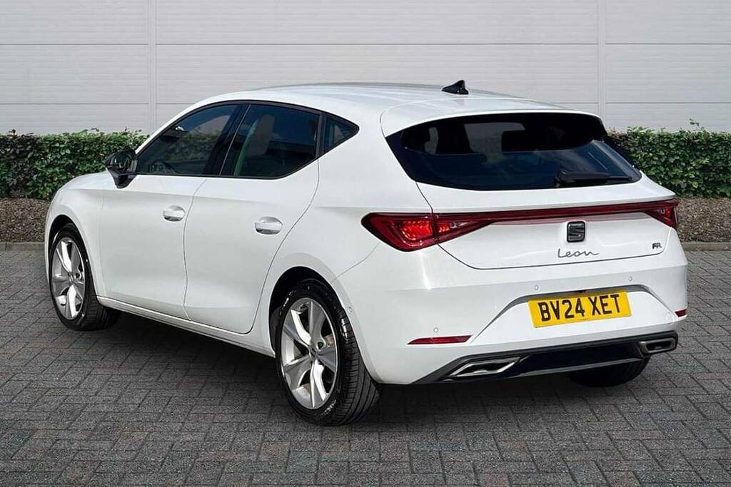Seat Leon 1.5 Etsi 150 Fr Dsg White #3