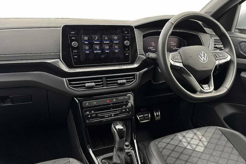 Volkswagen T-Cross 1.0 Tsi 115 R-line Dsg Silver #2