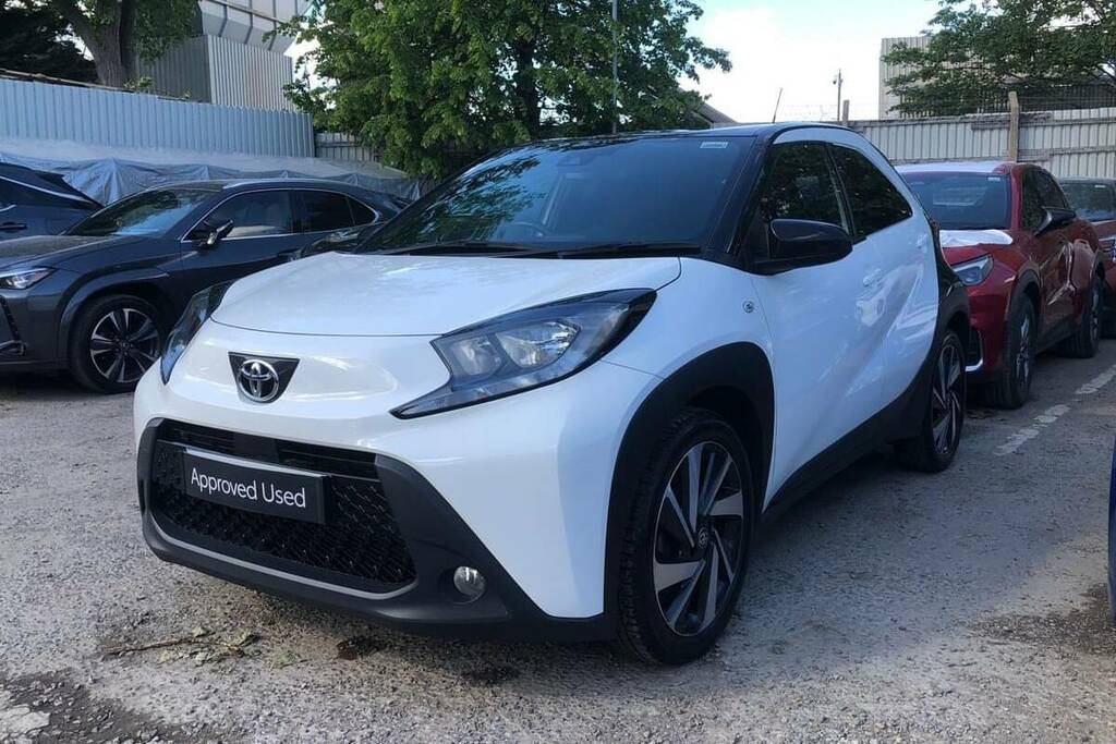 Toyota Aygo X 1.0 Vvt-i Edge White #6
