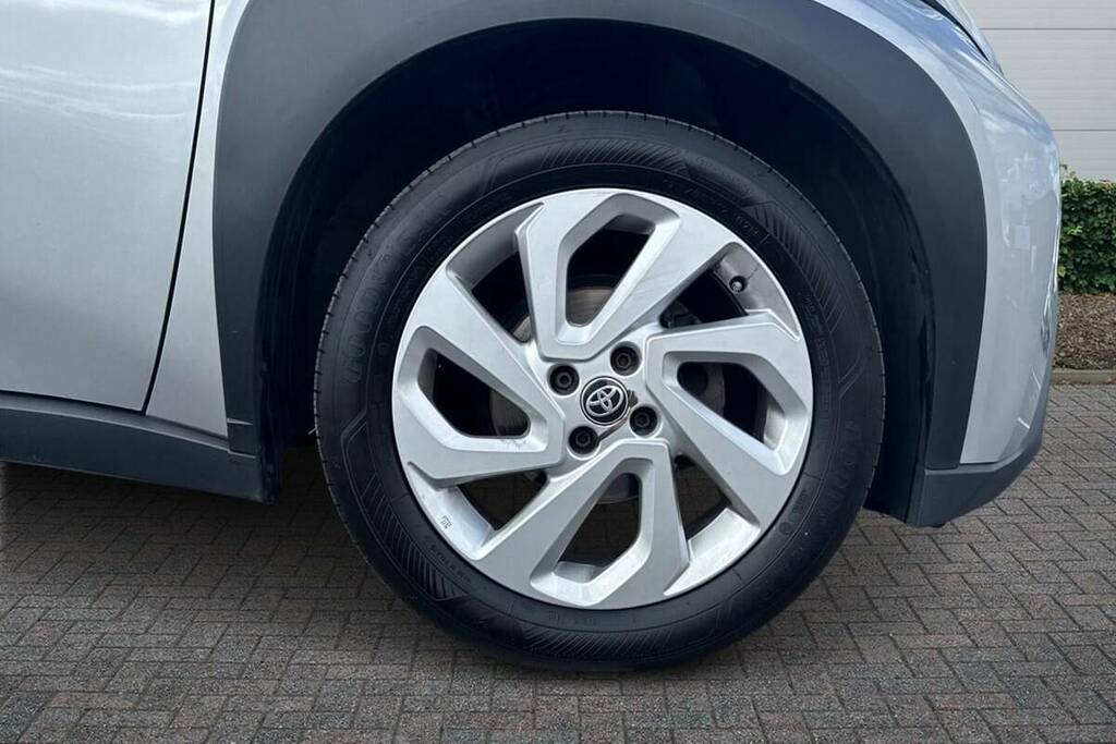 Toyota Aygo X 1.0 Vvt-i Pure Silver #6