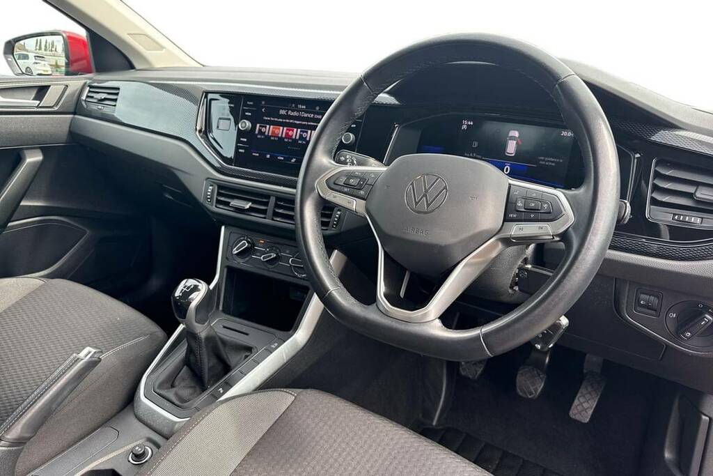 Volkswagen Polo 1.0 Tsi Life Red #4