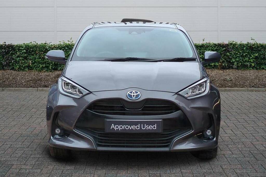 Toyota Yaris 1.5 Hybrid Design Cvt Grey #3