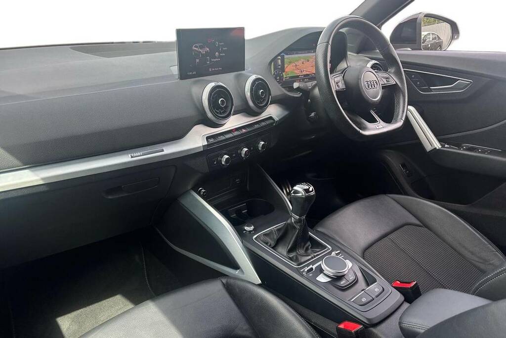 Audi Q2 35 Tfsi Sport S Tronic 2022 Grey #30