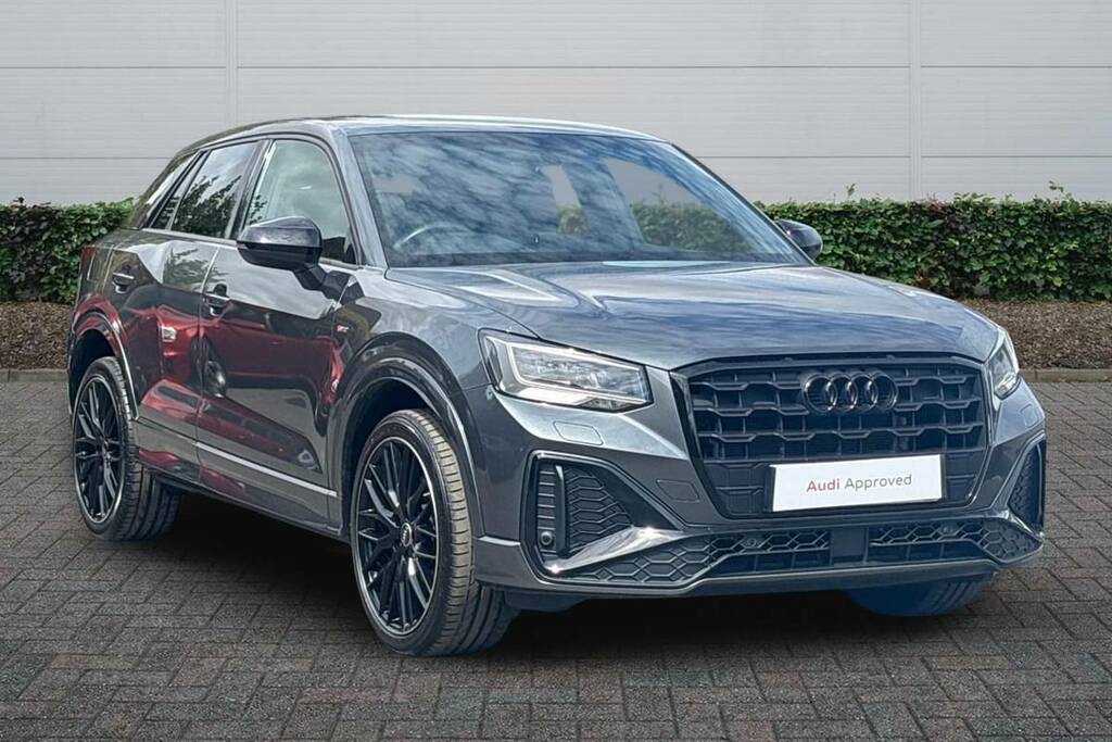 Audi Q2 30 Tfsi Black Edition Grey