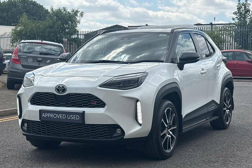 Toyota Yaris Cross 1.5 Hybrid Gr Sport Cvt White #3