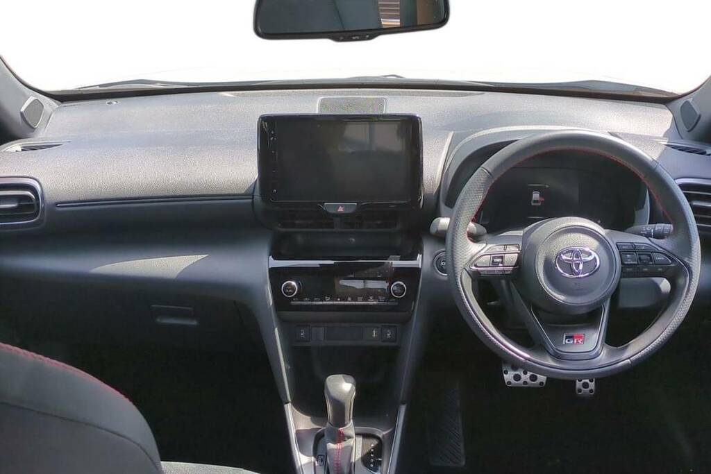 Toyota Yaris Cross Excel Black #9