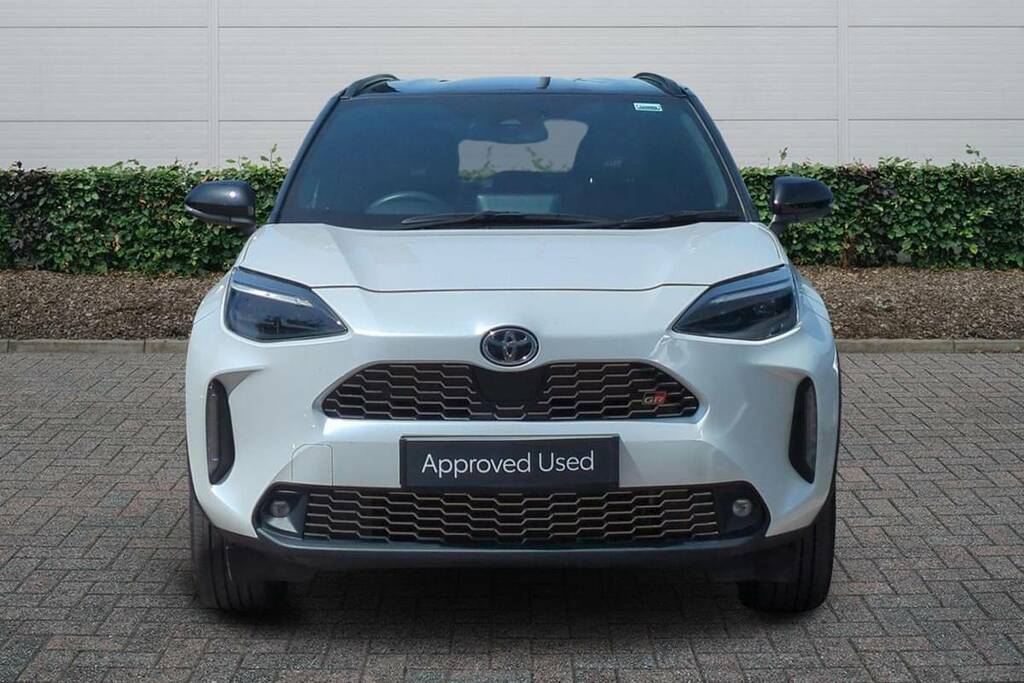 Toyota Yaris Cross 1.5 Hybrid Gr Sport Cvt White #3