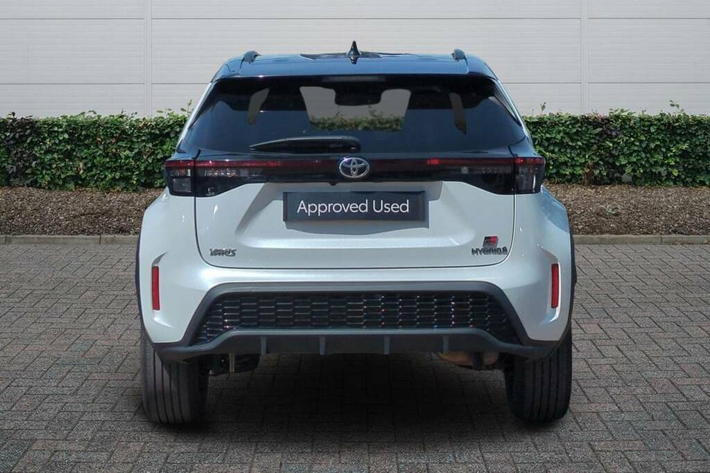 Toyota Yaris Cross 1.5 Hybrid Gr Sport Cvt White #5