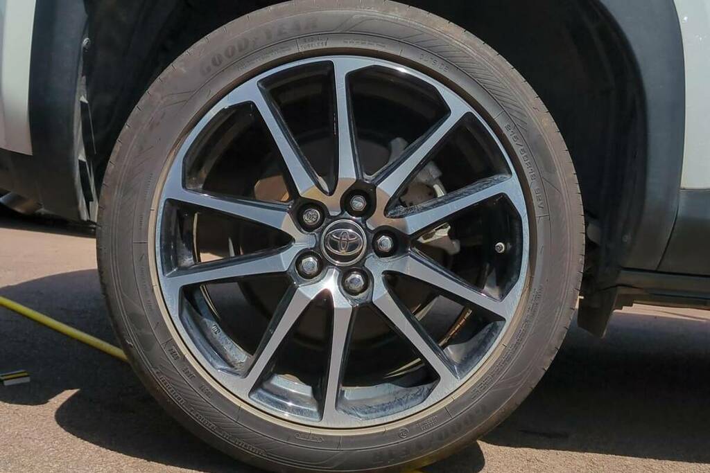 Toyota Yaris Cross Excel Black #19