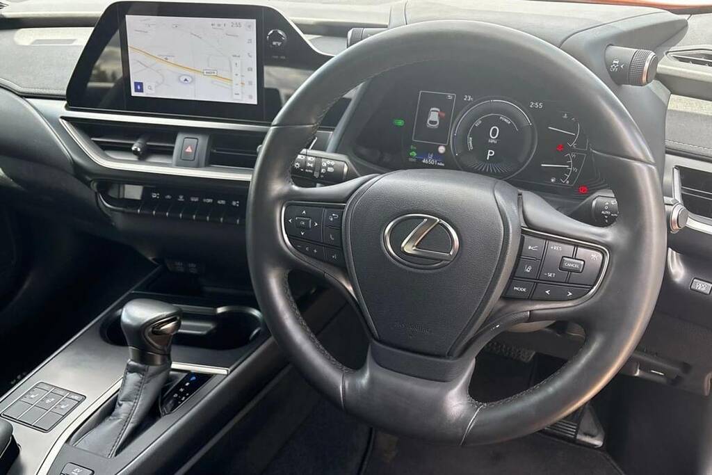 Lexus UX 300E 150Kw 54.3 Kwh E-cvt Takumi Pack Silver #7