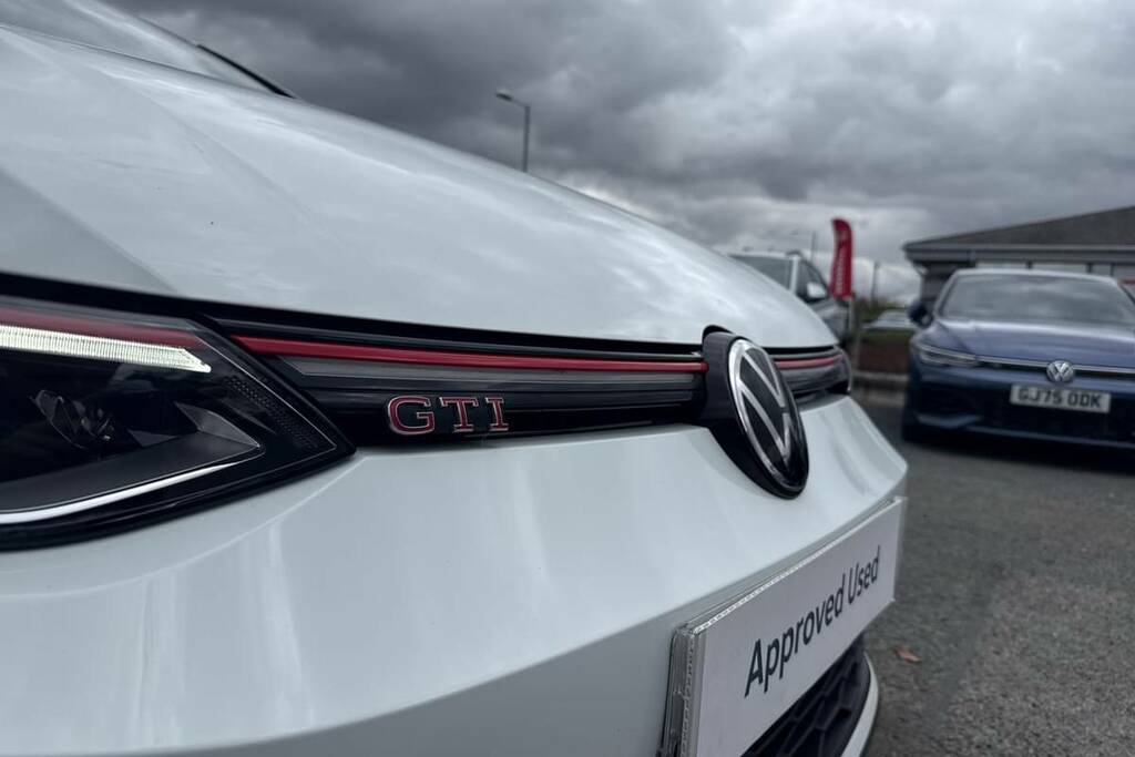 Volkswagen Golf 1.5 Tsi Style Hatchback 130 Ps Grey #17