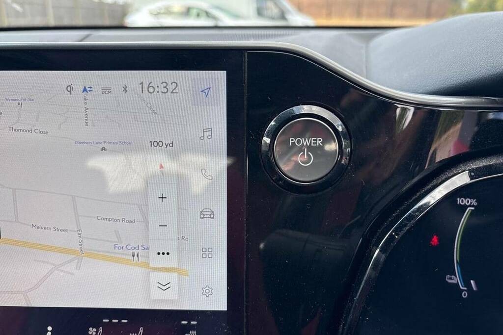 Lexus NX 450H 2.5 Takumi E-cvt Sunroof White #16