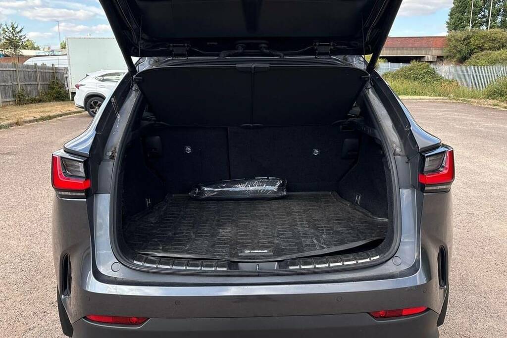 Lexus NX 450H 2.5 Takumi E-cvt Sunroof White #13