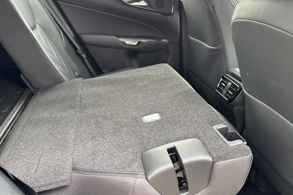Lexus NX 2.5 450H 18.1Kwh Premium Suv Plug-in H Silver #18