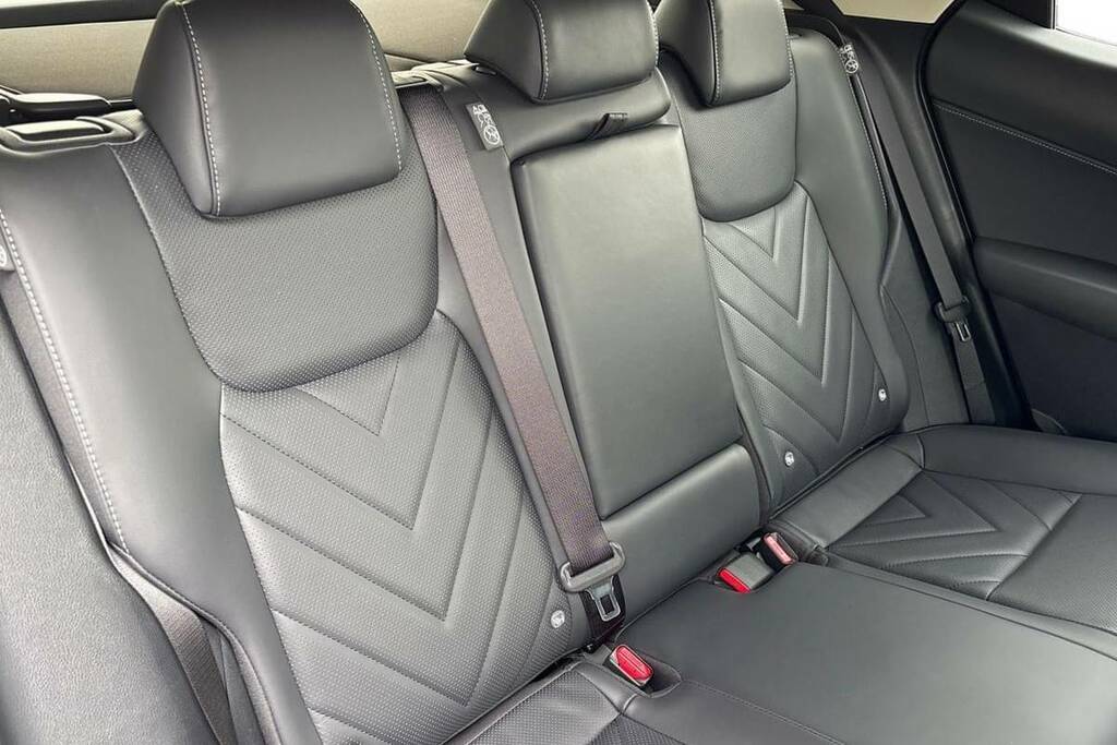 Lexus NX 2.5 450H 18.1Kwh Premium Suv Plug-in H Silver #8