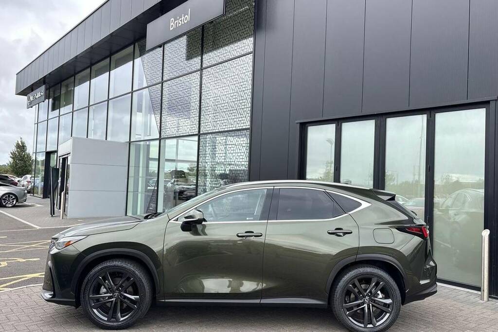 Lexus NX 2.5 450H 18.1Kwh Premium Suv Plug-in H Silver #24