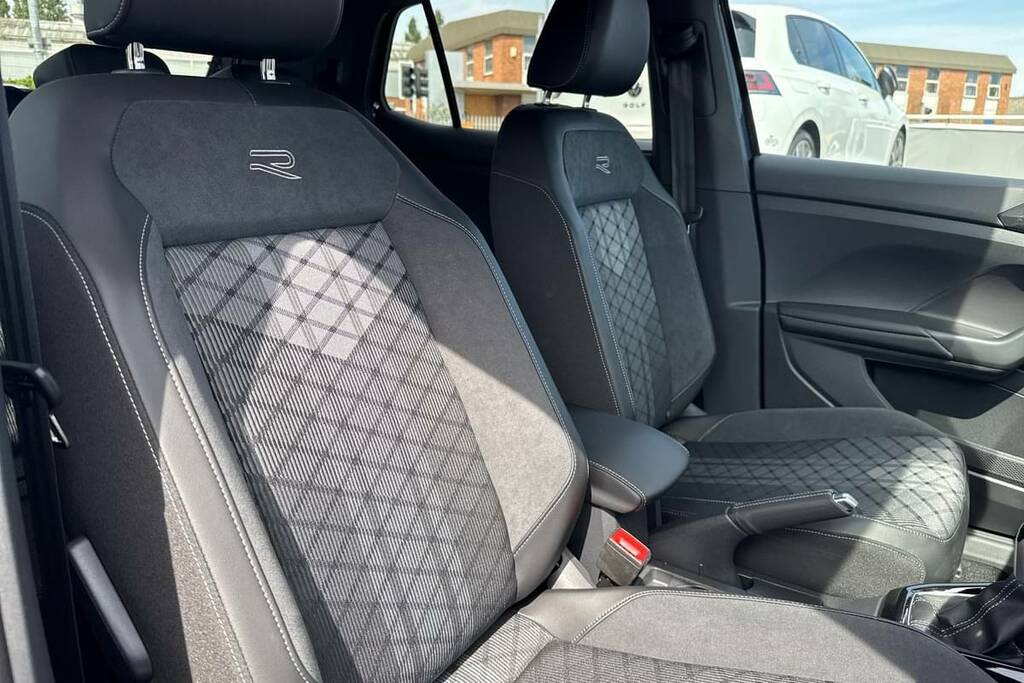 Volkswagen T-Cross 1.5 Tsi Black Edition Dsg Black #6