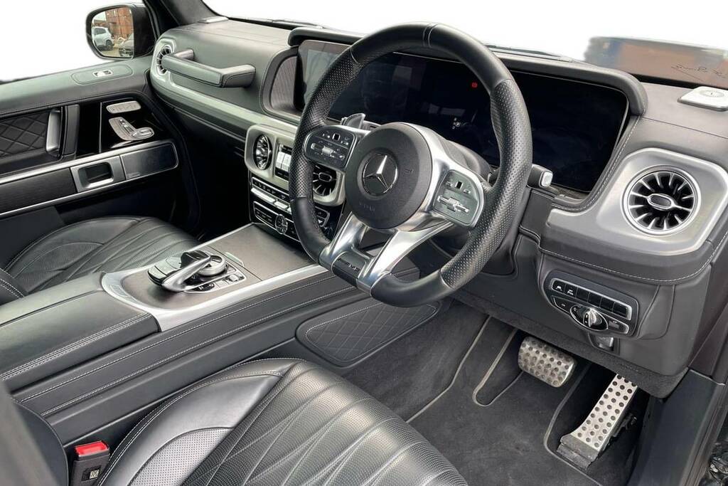 Mercedes-Benz G Class G63 9G-tronic Black #4