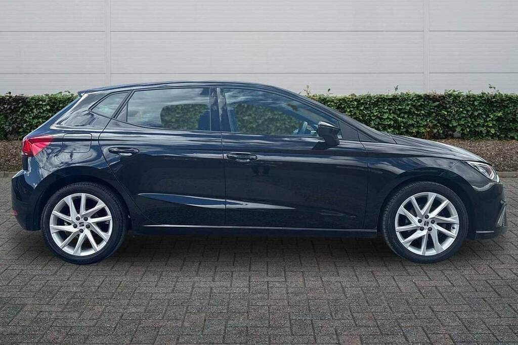 Seat Ibiza 1.0 Tsi 115 Fr Dsg Black #4