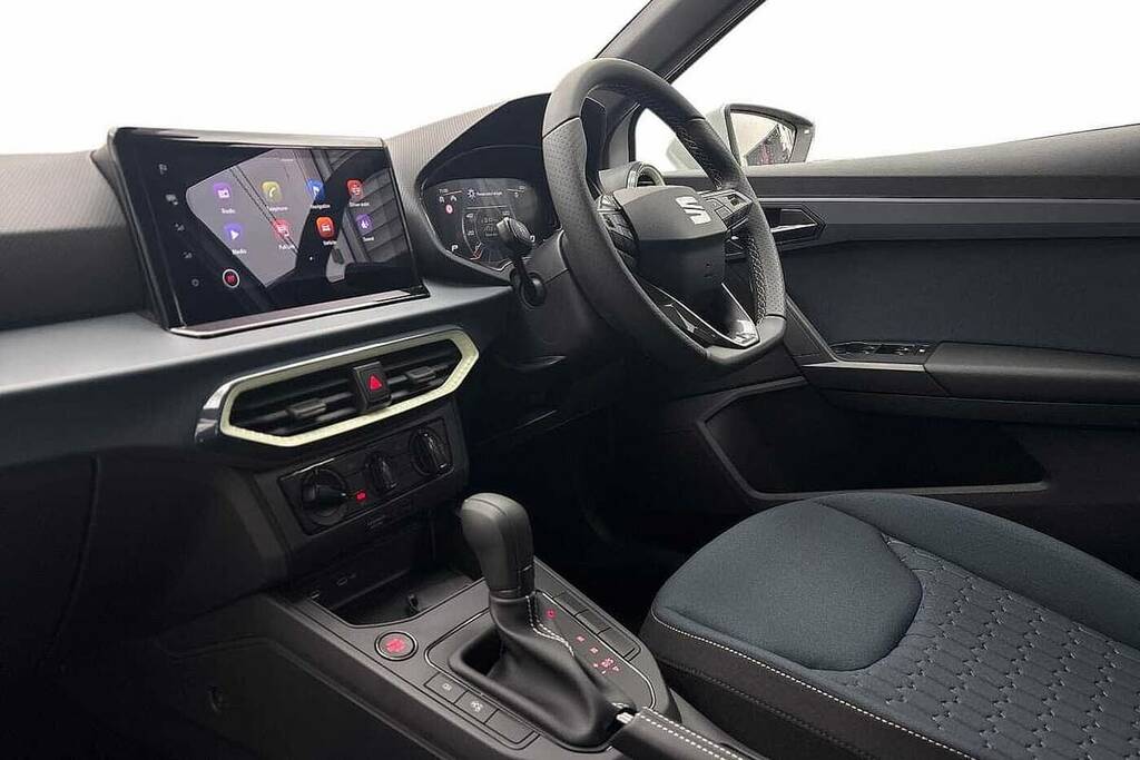Seat Ibiza 1.0 Tsi 115 Se Technology Dsg White #2