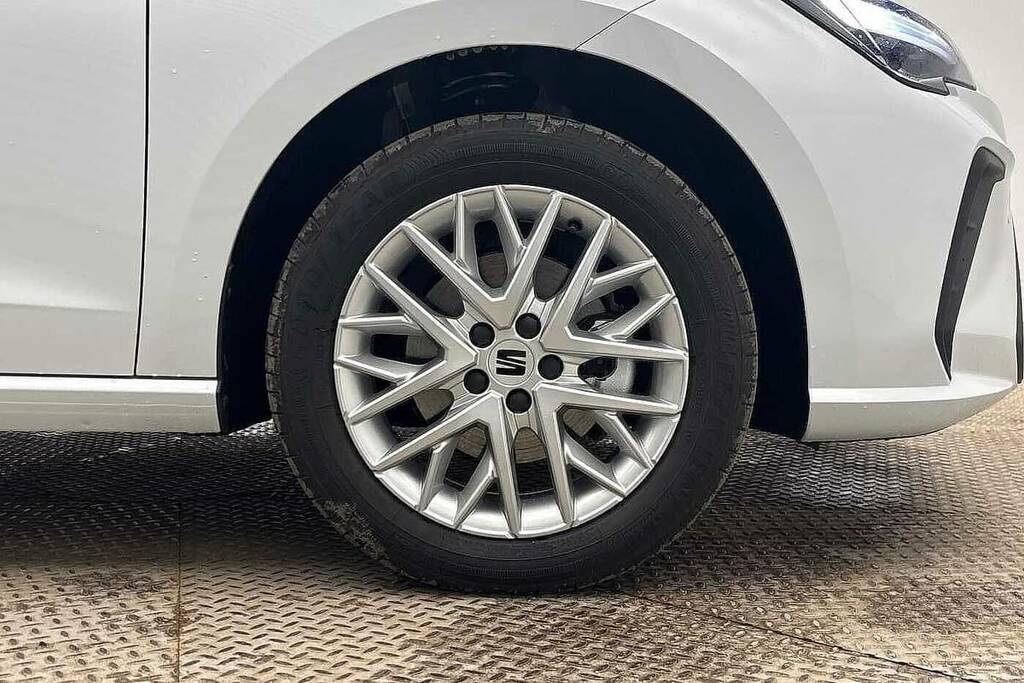 Seat Ibiza 1.0 Tsi 115 Se Technology Dsg White #5