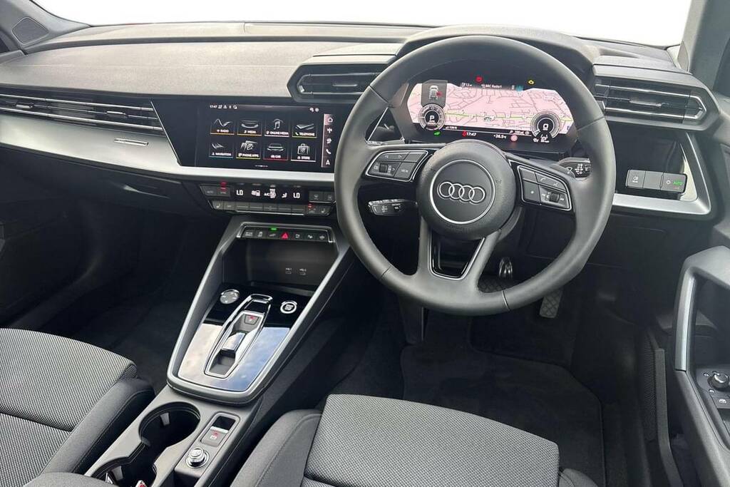Audi A3 1.5 Tfsi E 204 Sport S Tronic VA26YZD White #4