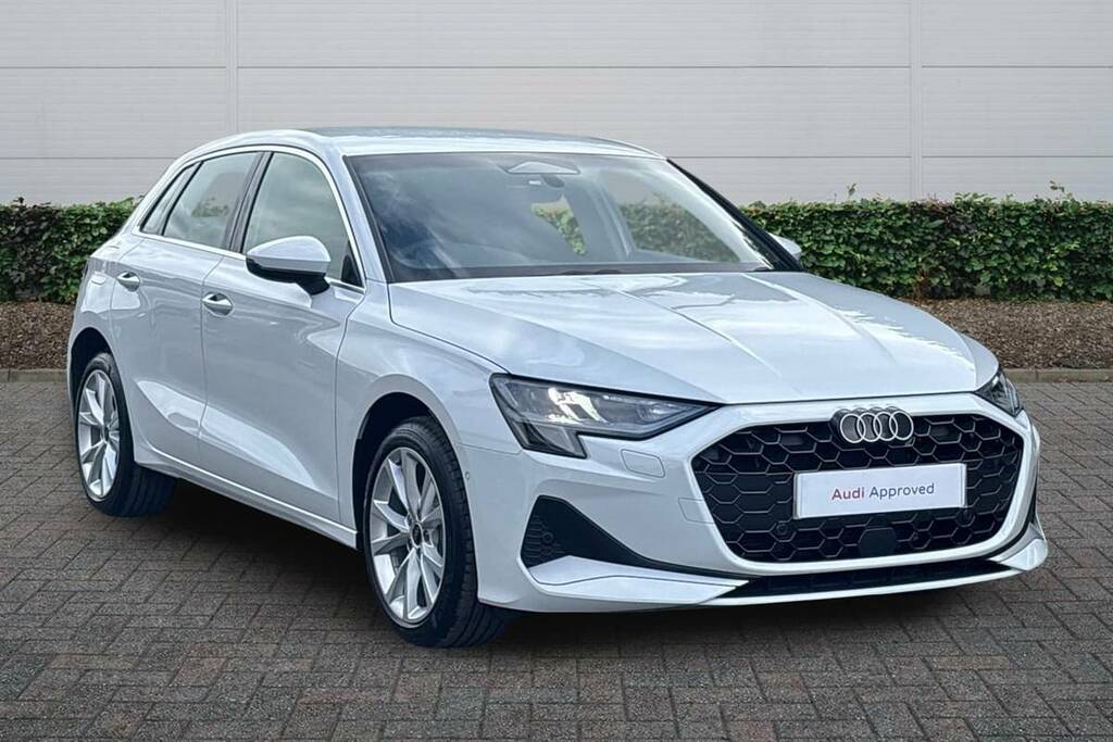 Audi A3 1.5 Tfsi E 204 Sport S Tronic White
