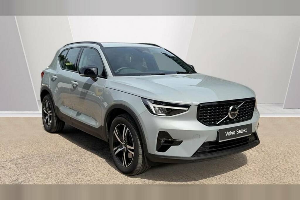 Volvo XC40 2.0 B3p Plus Dark Grey