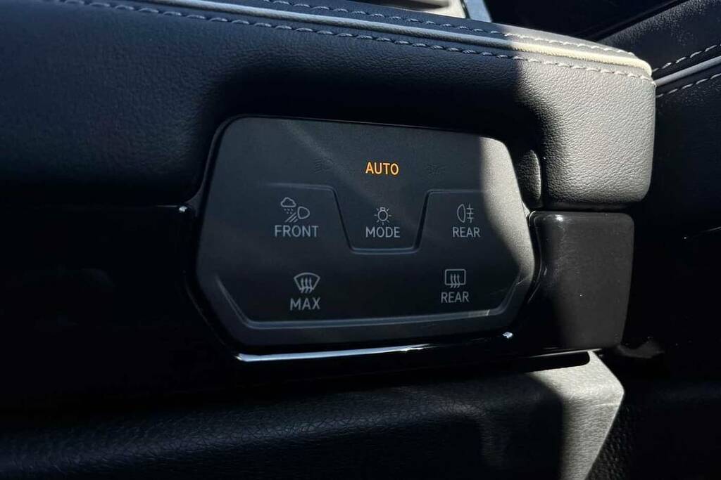 Volkswagen ID.7 210Kw Match Pro S 86Kwh Grey #19