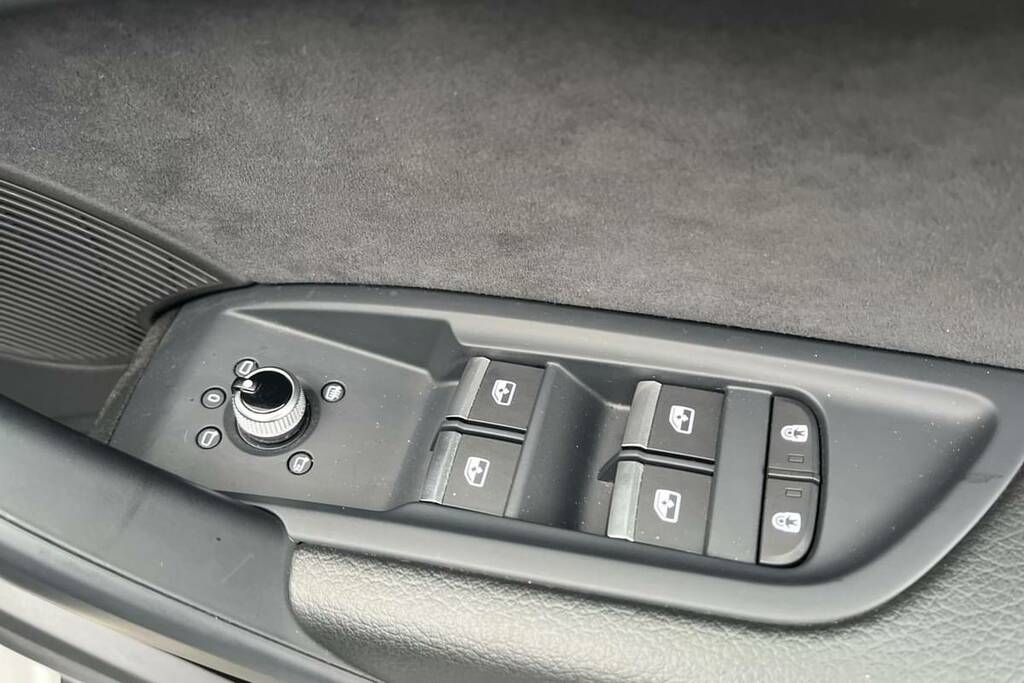 Audi Q5 Black Edition 50 Tfsi E Quattro 299 Ps S Tronic Grey #7