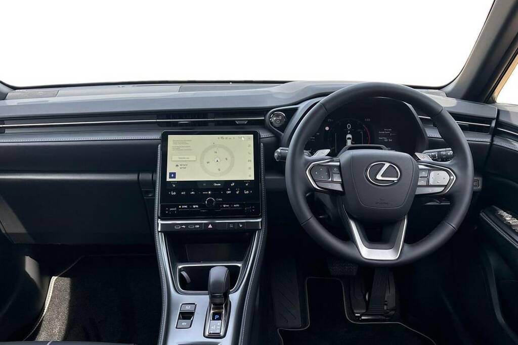Lexus LBX 1.5 Takumi E-cvt  #6