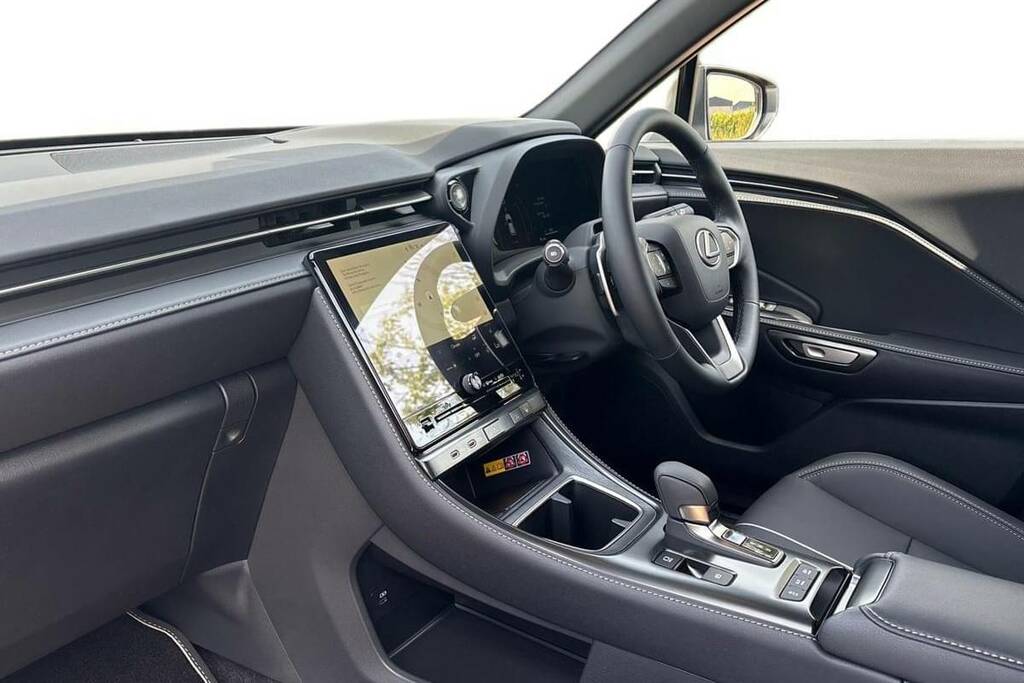 Lexus LBX 1.5 Takumi E-cvt  #5