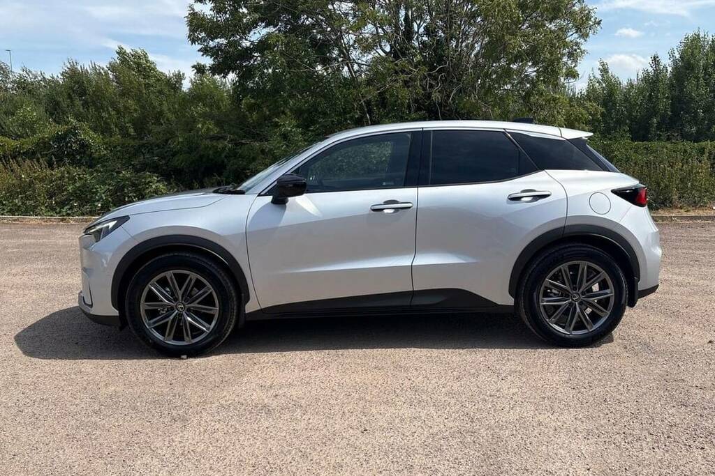 Lexus LBX 1.5 Vvt-ie Premium Suv Hybrid E-cvt 13  #14