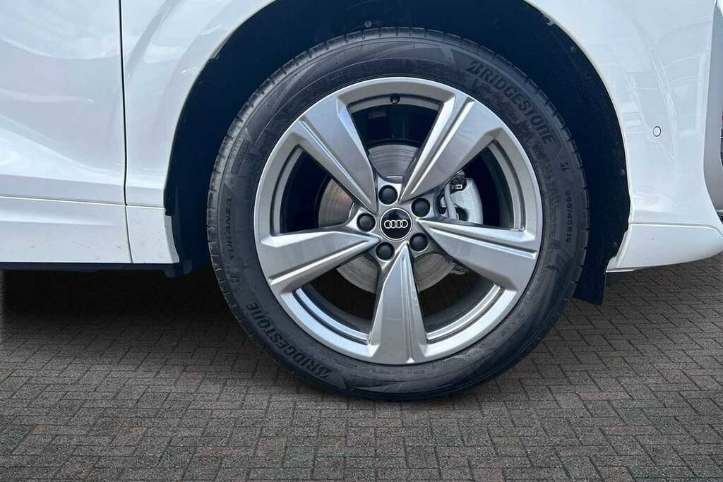Audi Q3 1.5 Tfsi S Line S Tronic White #5