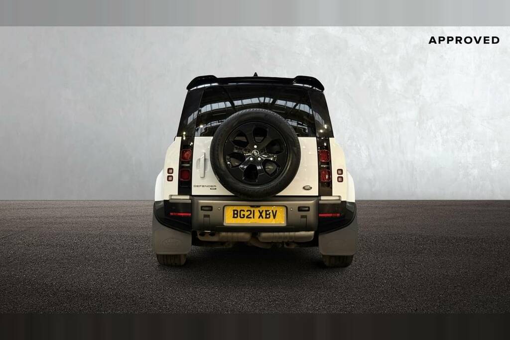 Land Rover Defender 110 3.0 D300 X-dynamic Hse 110 White #6