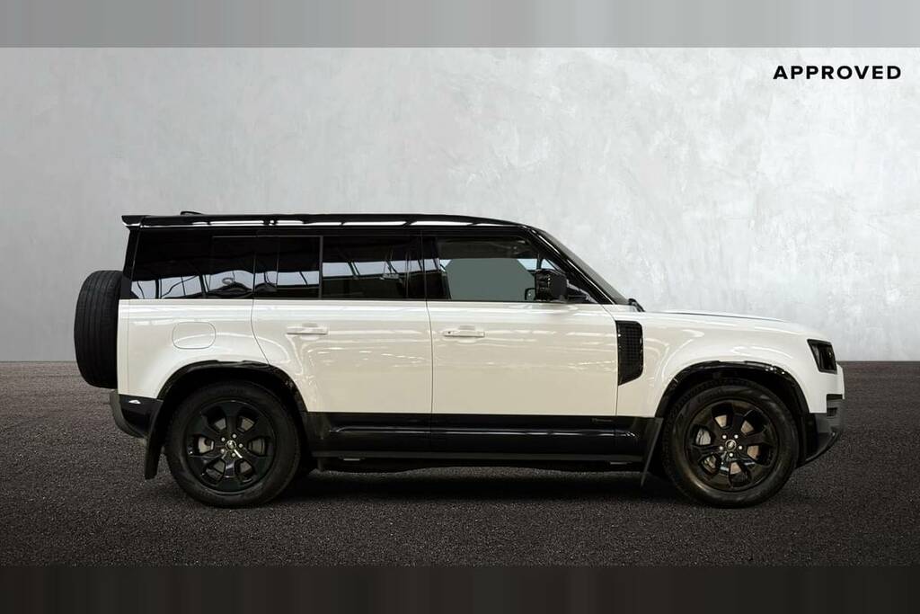 Land Rover Defender 110 3.0 D300 X-dynamic Hse 110 White #5