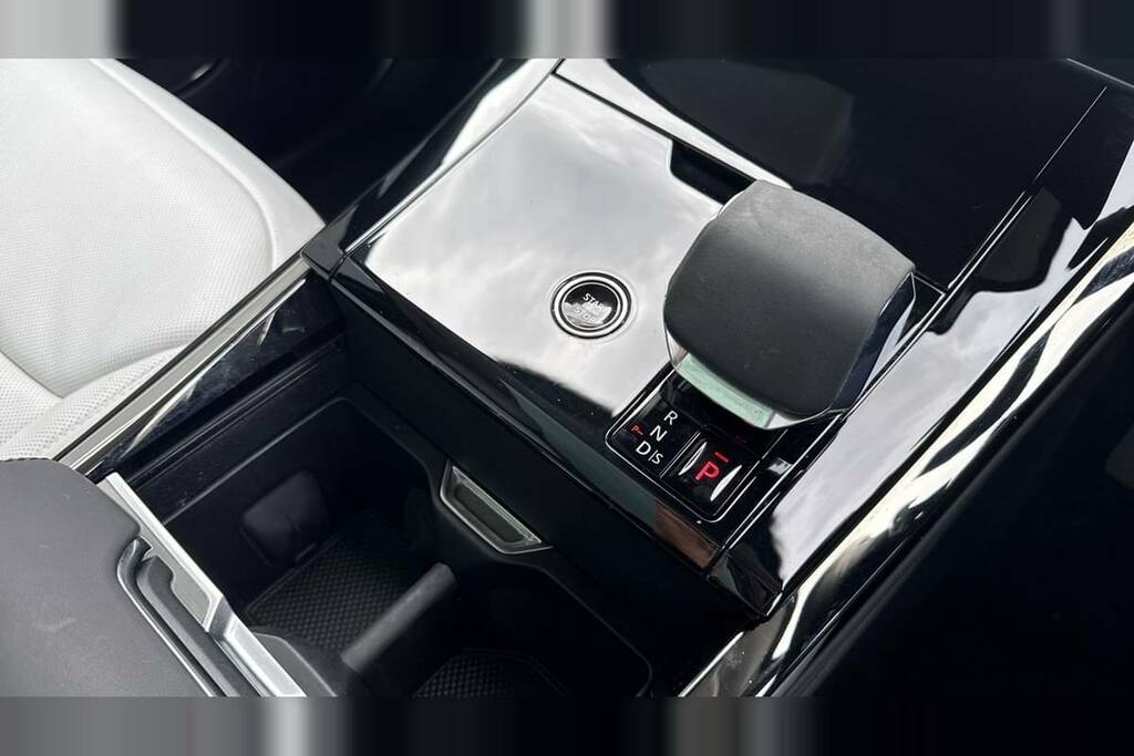 Land Rover Range Rover Sport 3.0 P440e Dynamic Se Black #13
