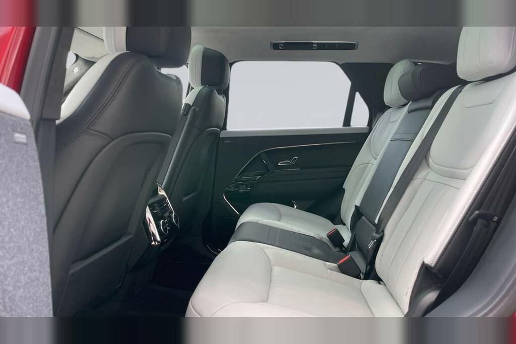 Land Rover Range Rover Sport 3.0 P460e Red #4
